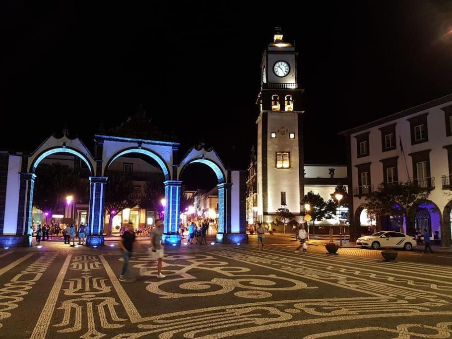 Ponta Delgada Apartamento Central מראה חיצוני תמונה